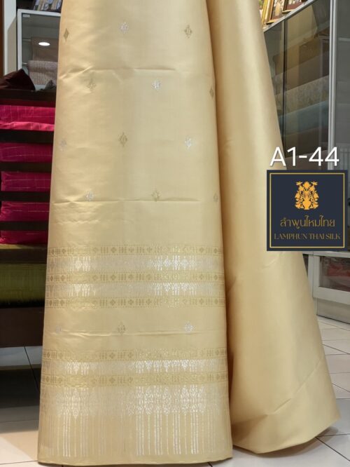 ผ้าไหมยกดอก ยกใหญ่คละ A1-44 - Image 2