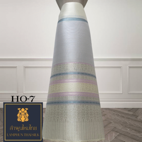 ผ้าไหมยกดอก ซิ่นล้านนาไม่มีเสื้อ HO-7