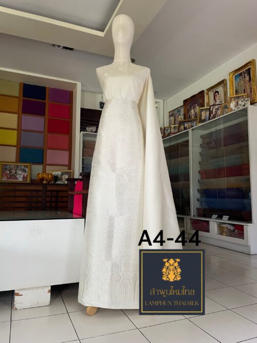 ผ้าไหมยกดอกลำพูน ยกใหญ่พิเศษมากๆ A4-44 - Image 5