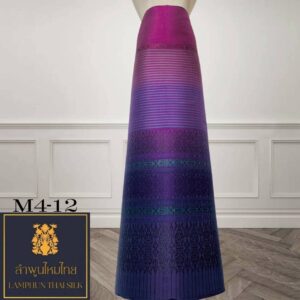 ผ้าไหมยกดอก ซิ่นล้านนาไม่มีเสื้อไล่สี M4-12