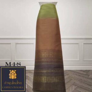 ผ้าไหมยกดอก ซิ่นล้านนาไม่มีเสื้อไล่สี M4-8