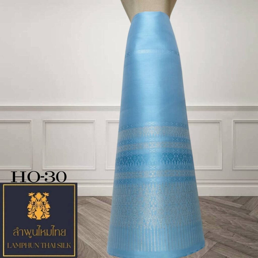 ผ้าไหมยกดอก ซิ่นล้านนาไม่มีเสื้อ HO-30