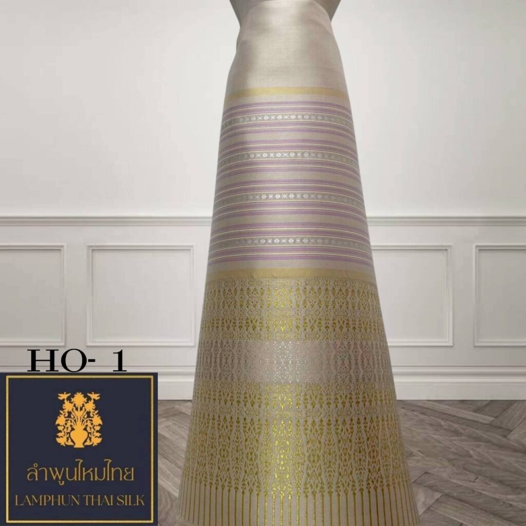 ผ้าไหมยกดอก ซิ่นล้านนาไม่มีเสื้อ HO-1