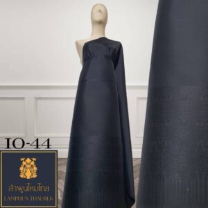 ผ้าไหมยกดอก ซิ่นล้านนามีเสื้อ IO-44